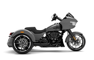 トライクファミリー ROAD GLIDE® 3