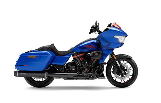 ツーリングファミリー CVO™ ROAD GLIDE® ST
