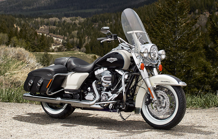 ROAD KING® CLASSIC/ロードキング クラシック | ハーレー