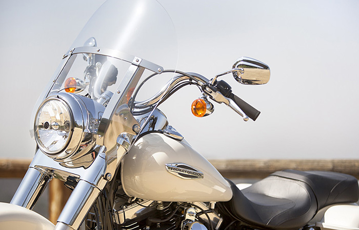 SWITCHBACK™/スイッチバック | ハーレーダビッドソンジャパン | Harley